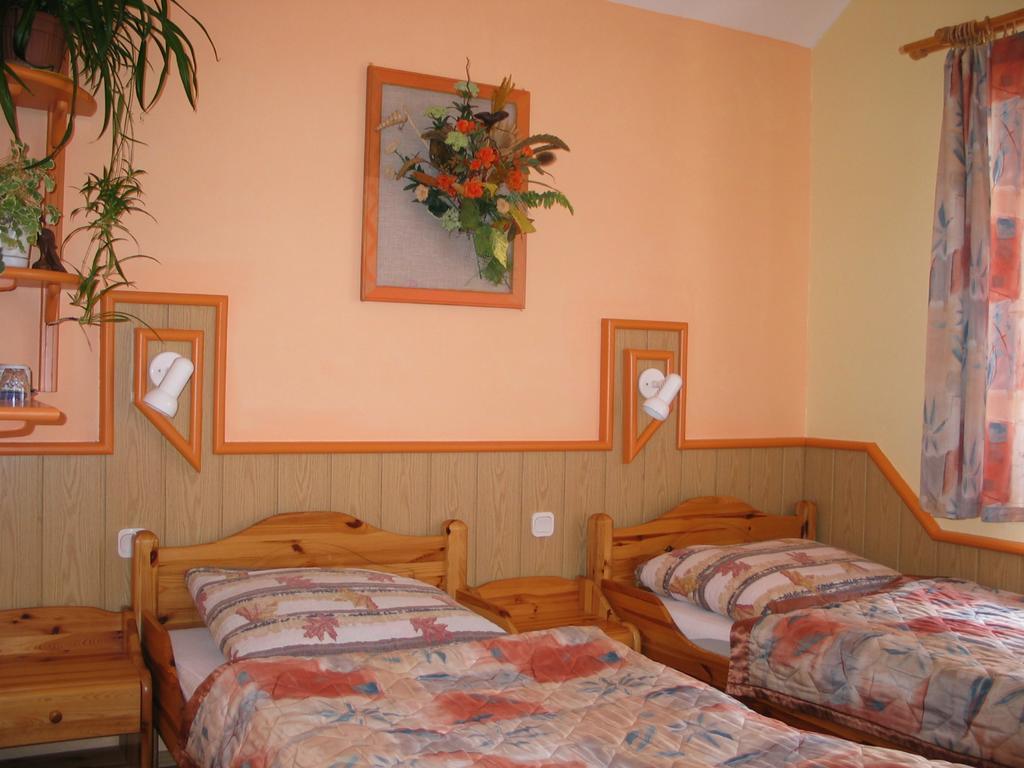 Pensjonat Lotos Krynica Morska Quarto foto